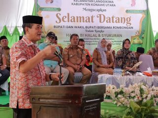 Halal Bihalal di Langgikima, Wabup Abuhaera Letakan Batu Pertama Pembangunan Mesjid Al-Hijrah