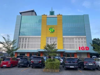 Wanita Paruh Baya Meninggal saat Cari Pertolongan, Diduga Sempat Ditolak RS Hermina Kendari